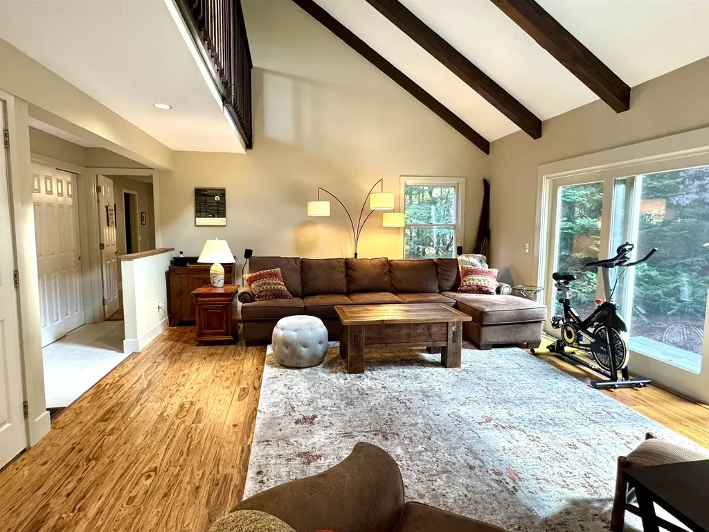 20 Fairway Drive Grantham NH 03753