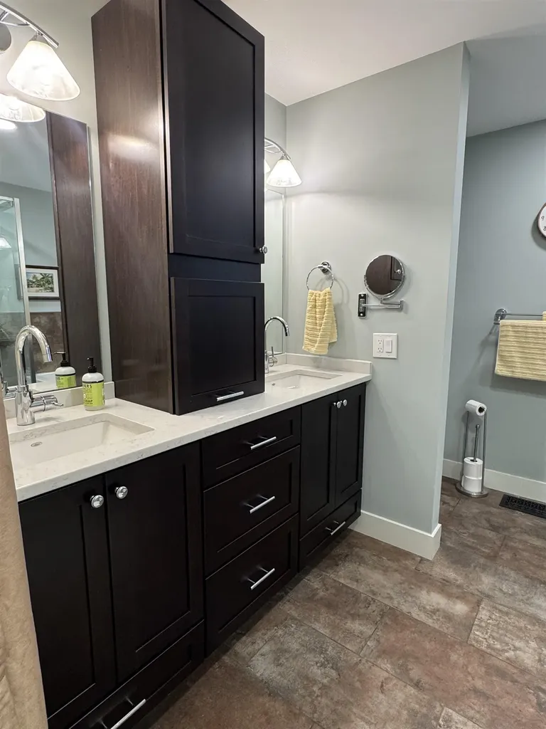 20 Fairway Drive Grantham NH 03753