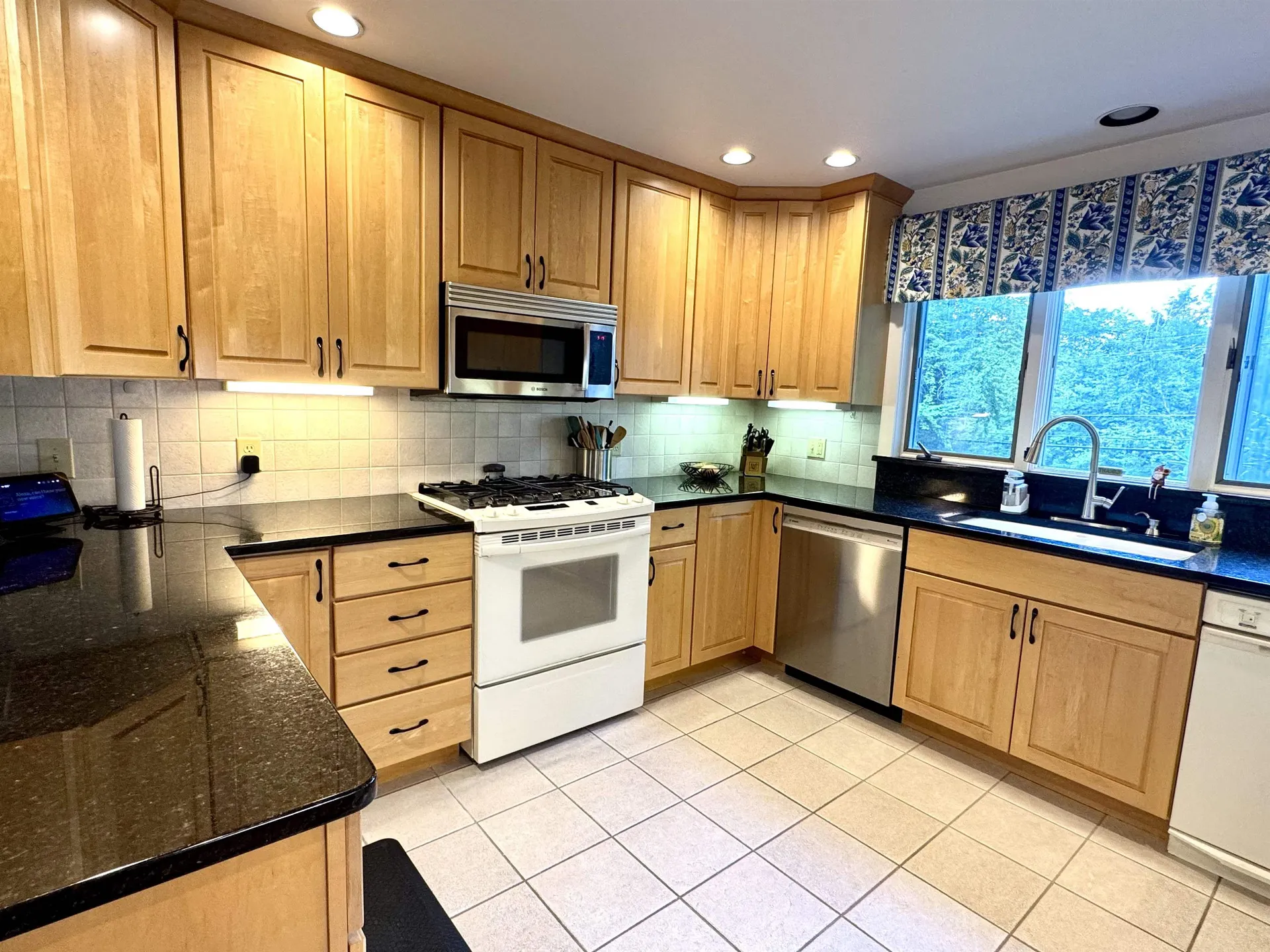 20 Fairway Drive Grantham NH 03753