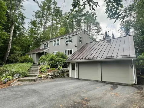 20 Fairway Drive Grantham NH 03753