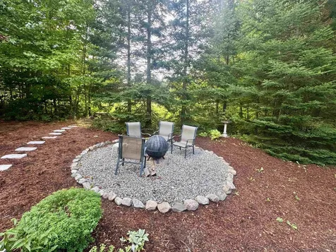 20 Fairway Drive Grantham NH 03753