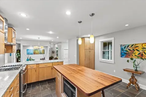 359 Browns Trace Jericho VT 05465