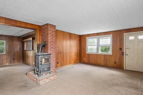 49 Boynton Lane Seabrook NH 03874