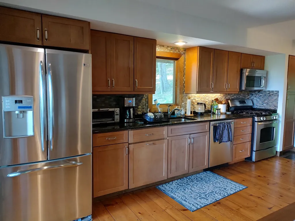 219 Sparrow Hawk Road Rochester VT 05767