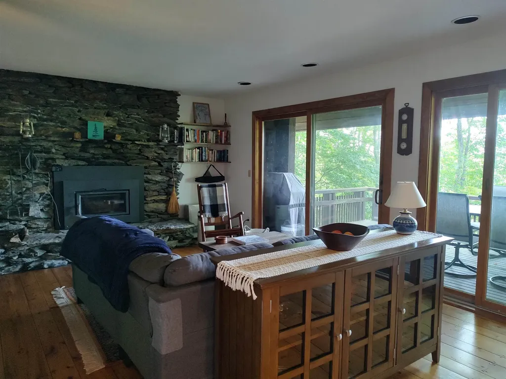 219 Sparrow Hawk Road Rochester VT 05767