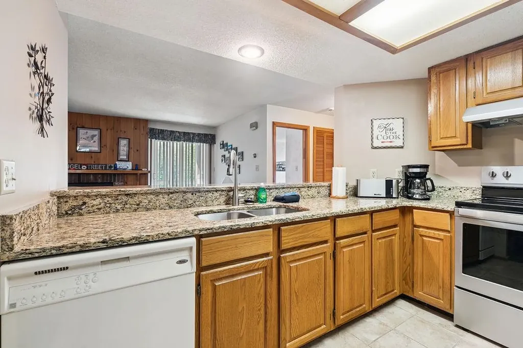 57 W Branch Road Lincoln NH 03251