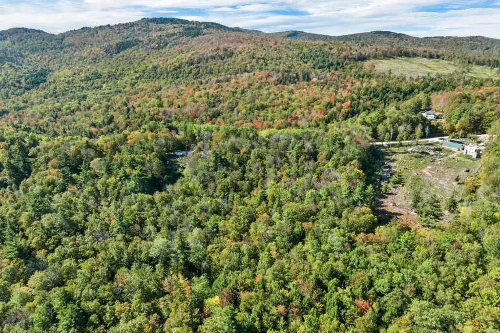 150 Kinsman Highway Grafton NH 03240