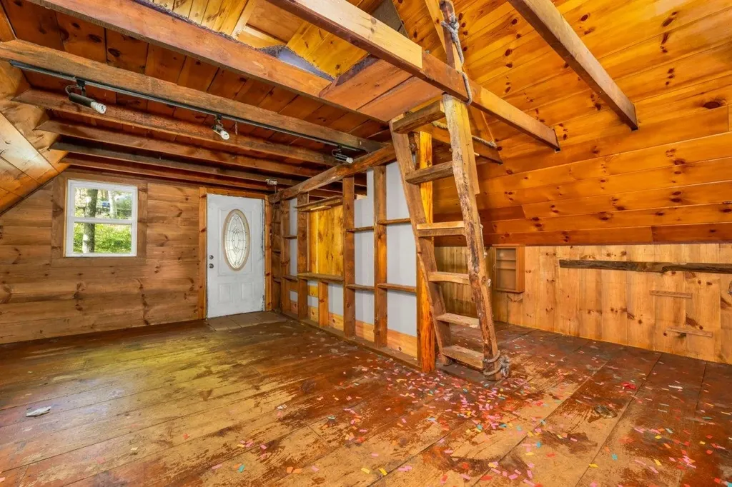 150 Kinsman Highway Grafton NH 03240