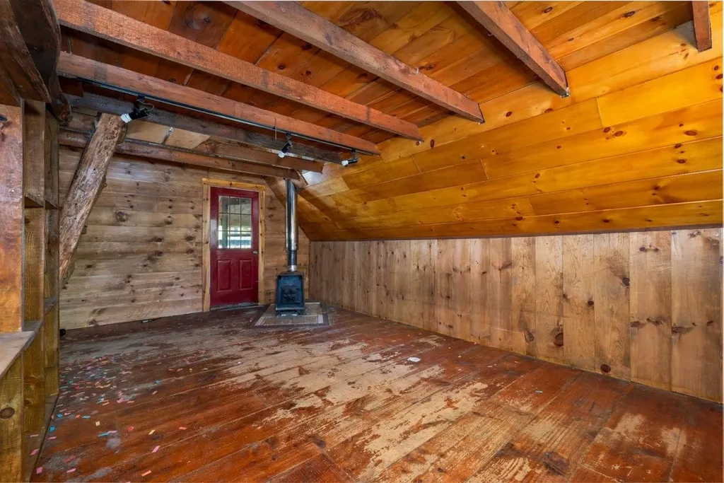 150 Kinsman Highway Grafton NH 03240