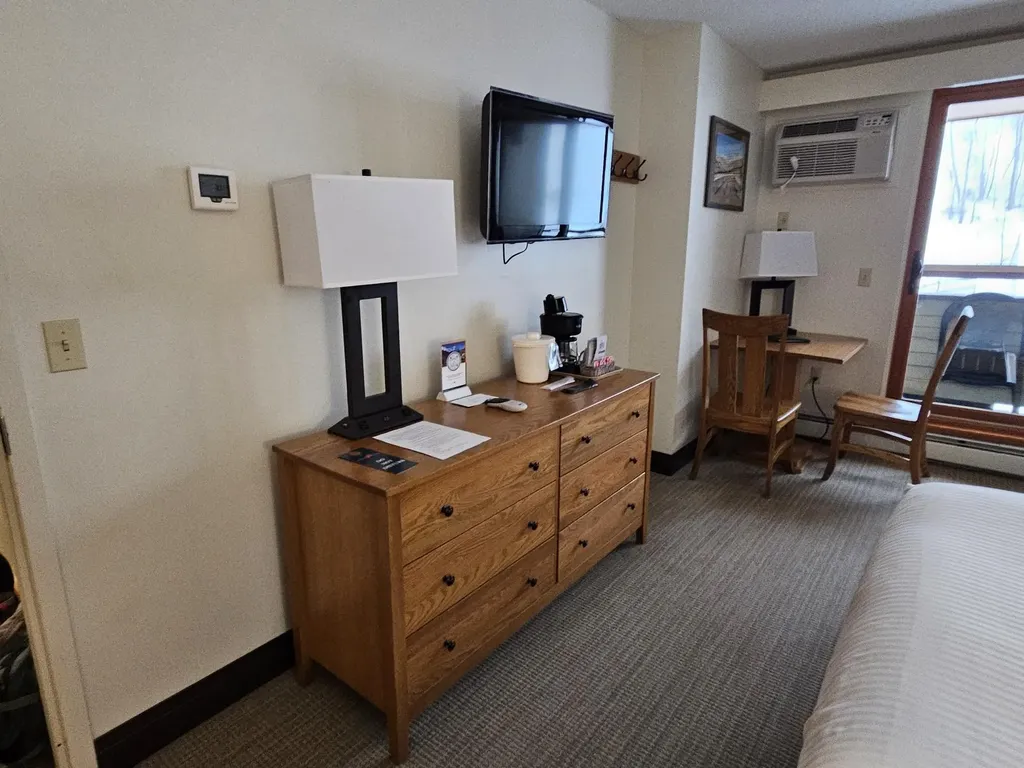 90 Loon Mountain Road Lincoln NH 03251