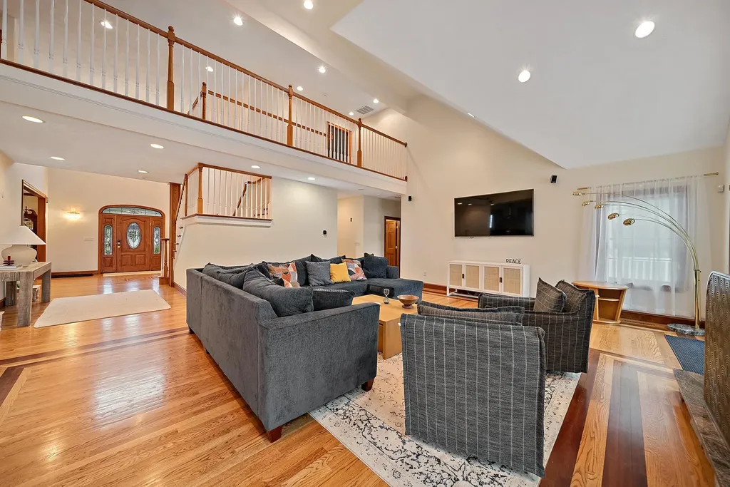 20 Gillis Terrace Salem NH 03079