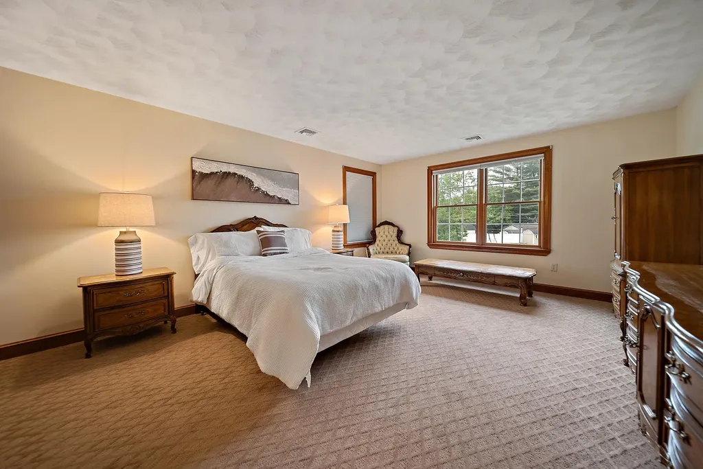 20 Gillis Terrace Salem NH 03079