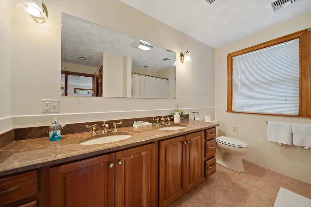 20 Gillis Terrace Salem NH 03079