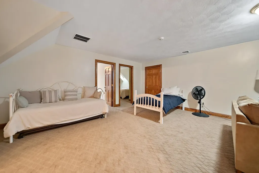 20 Gillis Terrace Salem NH 03079