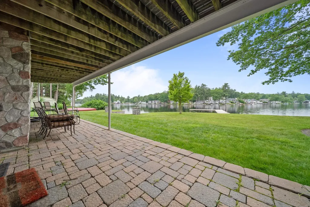 20 Gillis Terrace Salem NH 03079