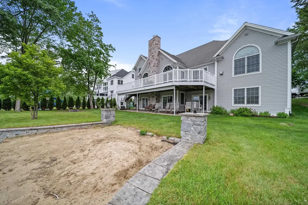 20 Gillis Terrace Salem NH 03079