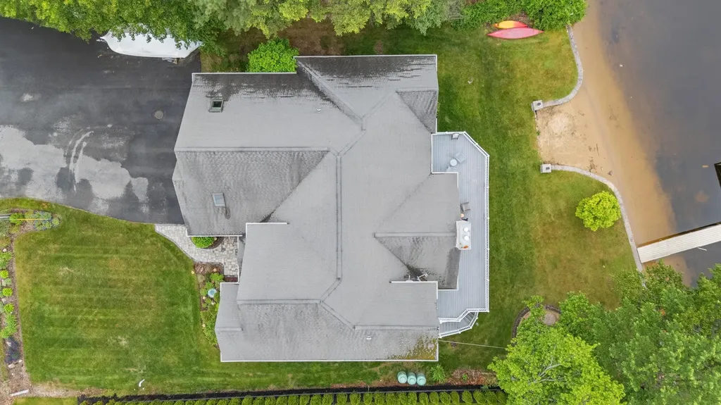 20 Gillis Terrace Salem NH 03079