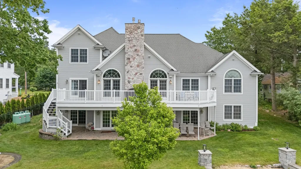 20 Gillis Terrace Salem NH 03079