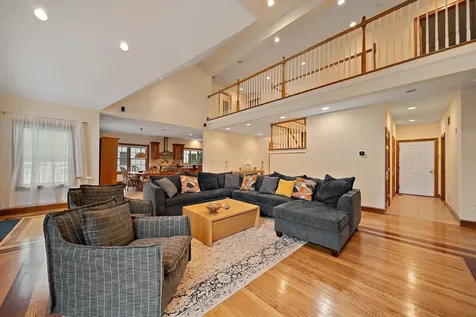 20 Gillis Terrace Salem NH 03079