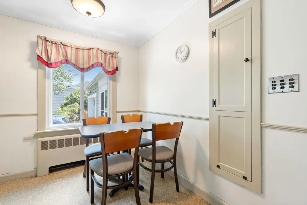 15 Hyatt Avenue Haverhill MA 01835