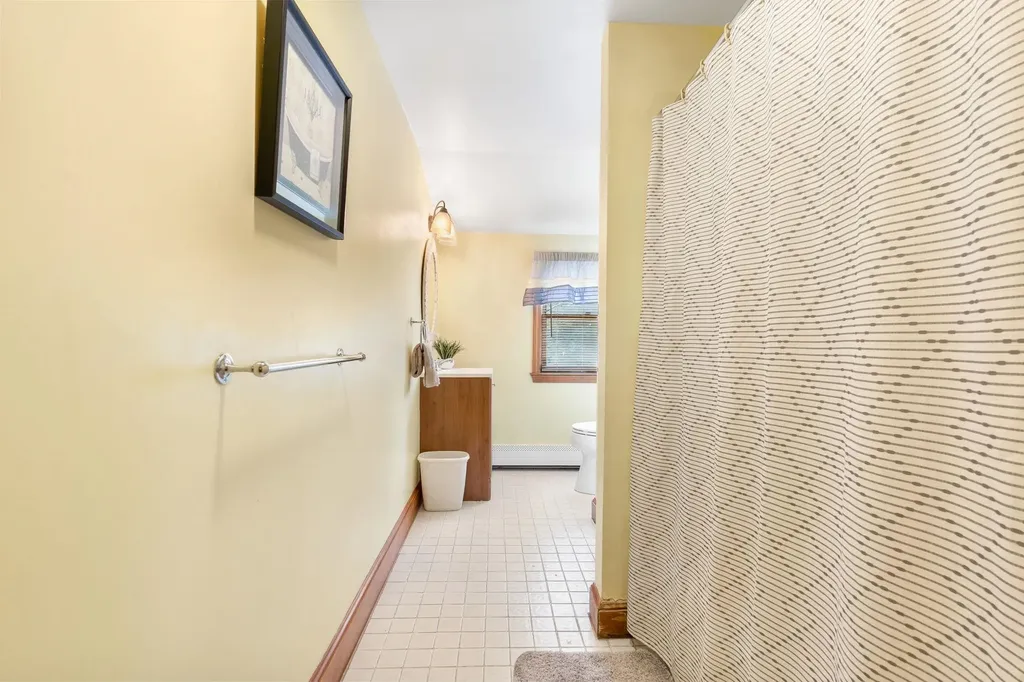 15 Hyatt Avenue Haverhill MA 01835