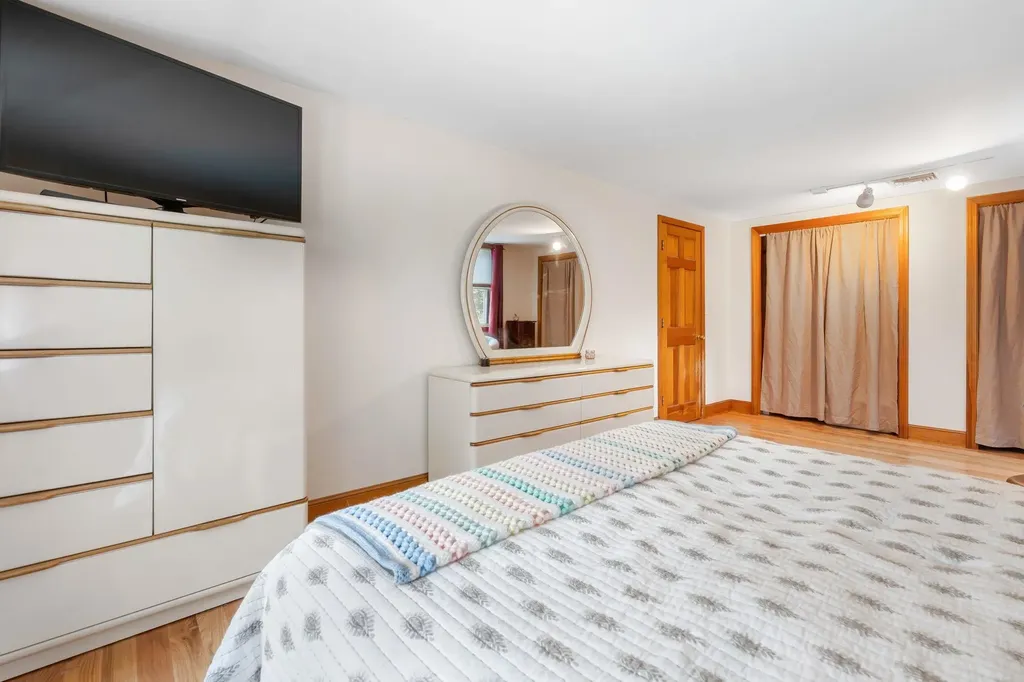 15 Hyatt Avenue Haverhill MA 01835