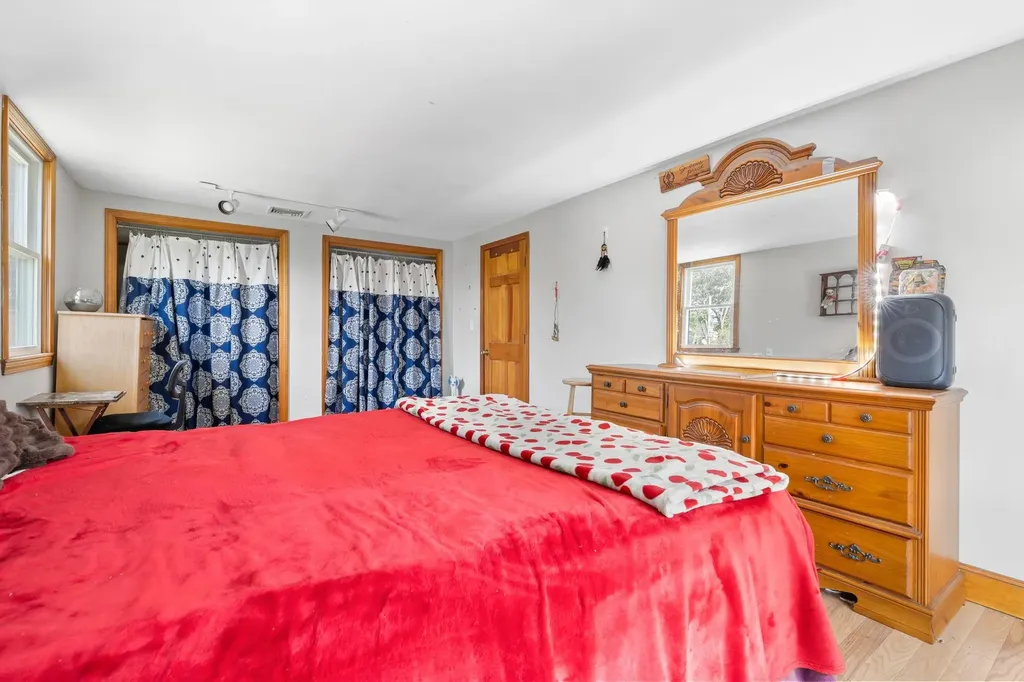 15 Hyatt Avenue Haverhill MA 01835