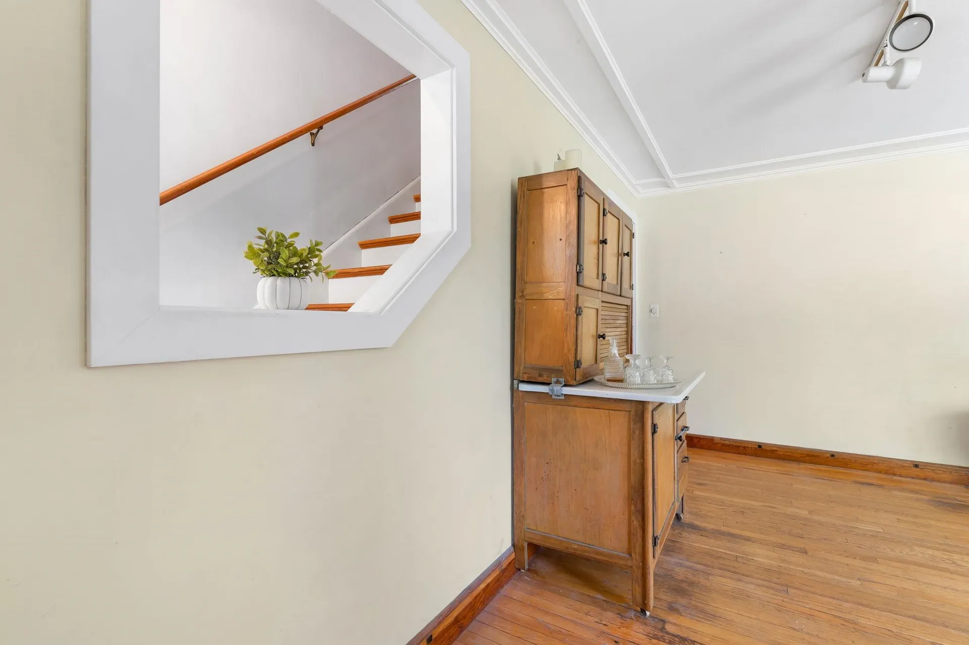 15 Hyatt Avenue Haverhill MA 01835