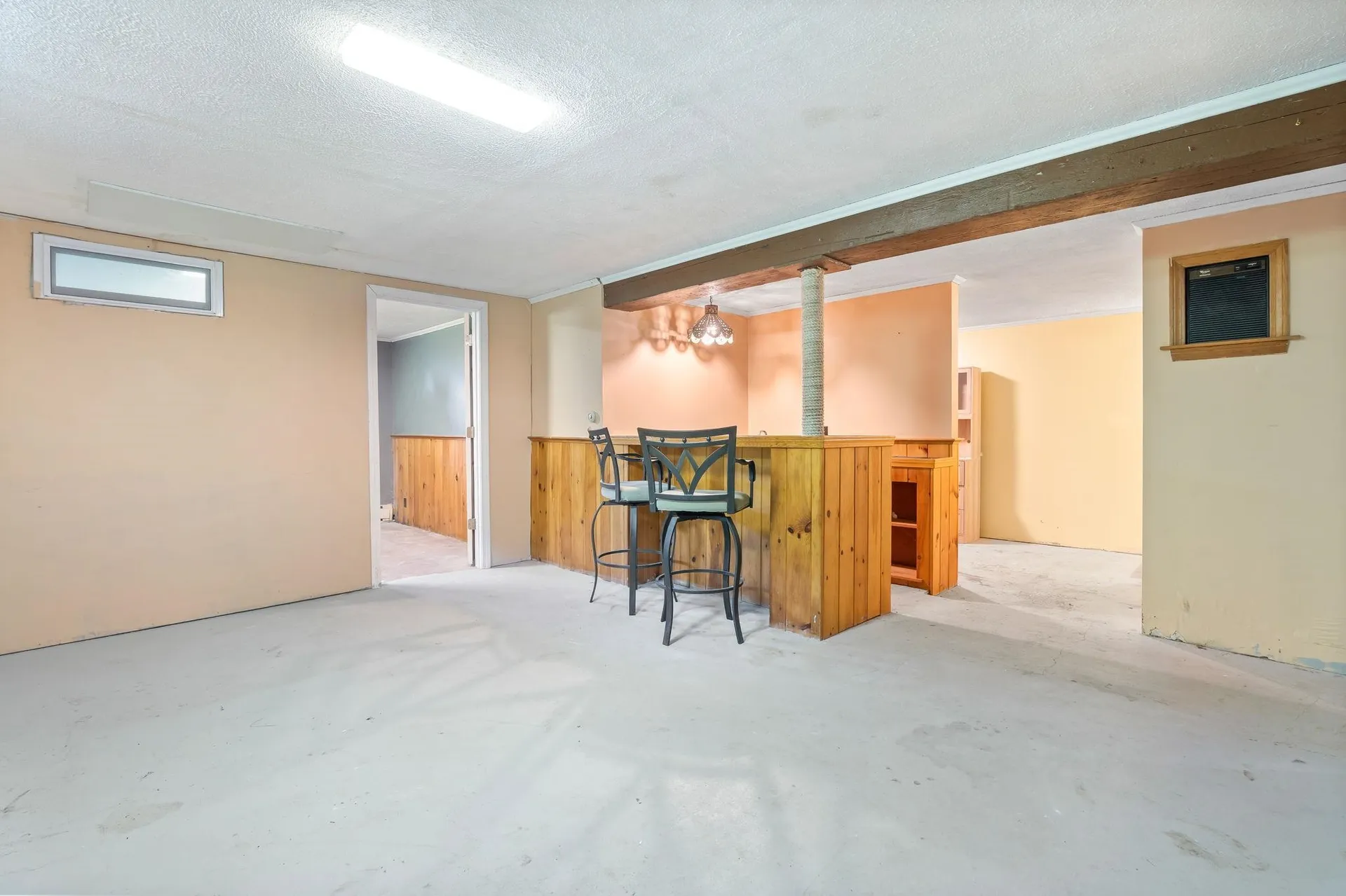 15 Hyatt Avenue Haverhill MA 01835