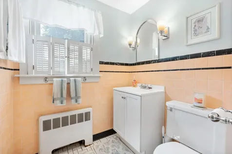 15 Hyatt Avenue Haverhill MA 01835