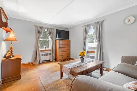 15 Hyatt Avenue Haverhill MA 01835