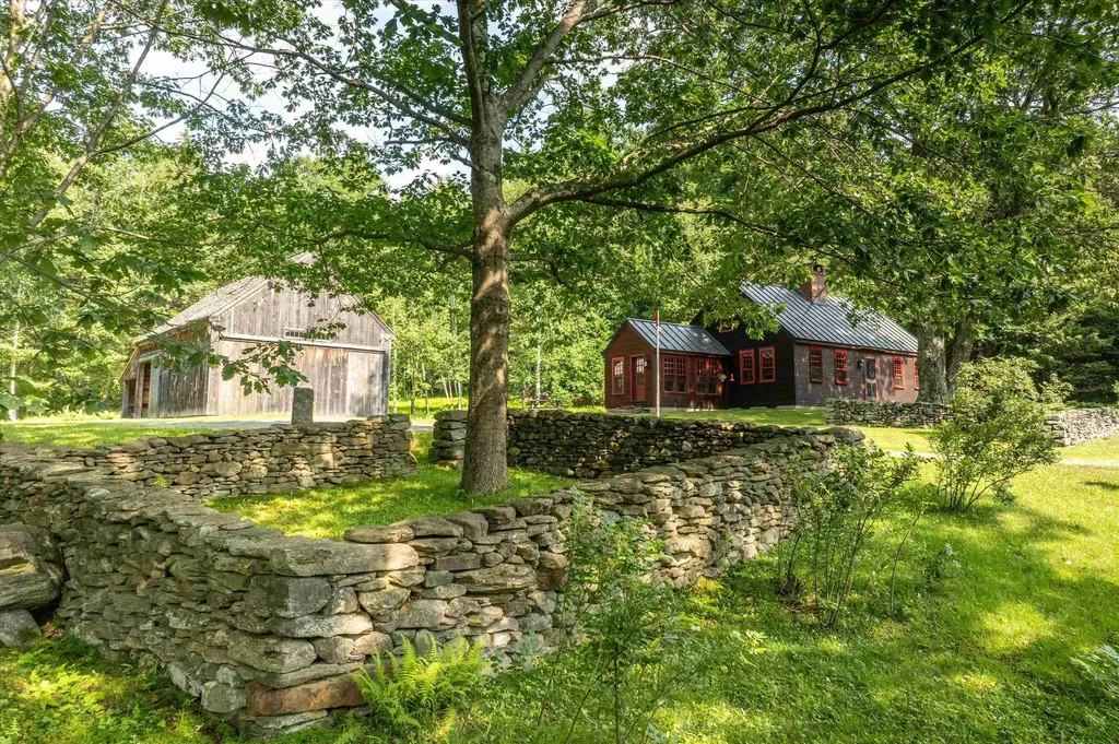 1176 East Dover Road Wardsboro VT 05355