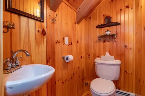 1176 East Dover Road Wardsboro VT 05355