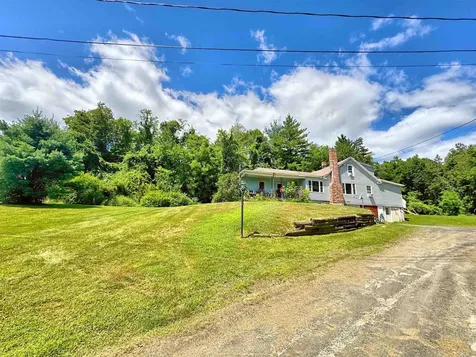 96 Old Newport Road Claremont NH 03743