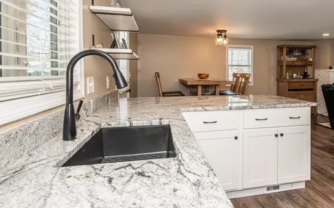 25 Bartlett Street Kingston NH 03848