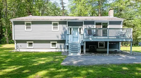 25 Bartlett Street Kingston NH 03848