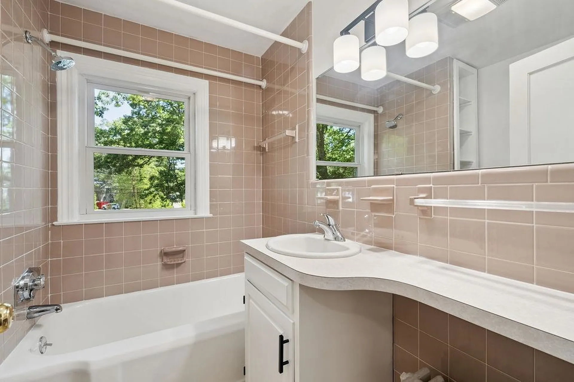 3 Coolidge Drive Portsmouth NH 03801