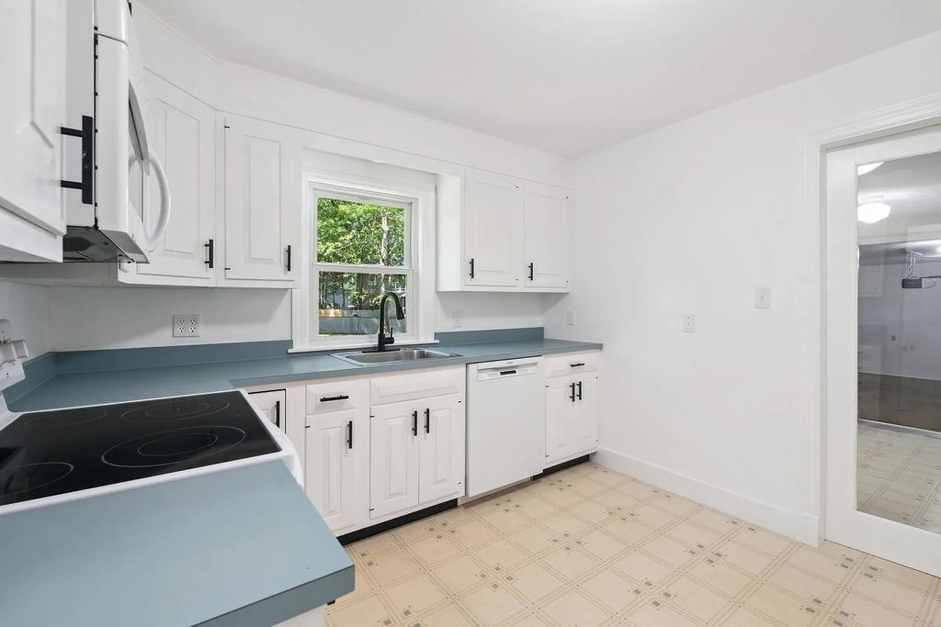 3 Coolidge Drive Portsmouth NH 03801