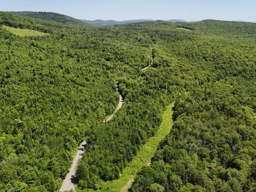 0 Victory Road Victory VT 05858