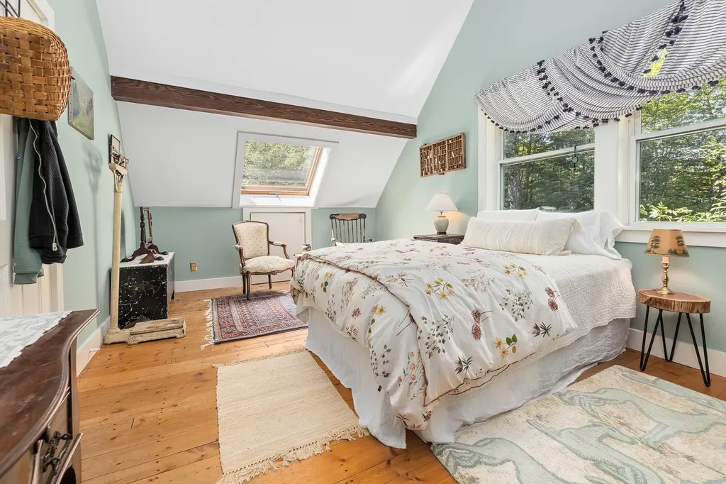 580 Moore Road Sharon VT 05065