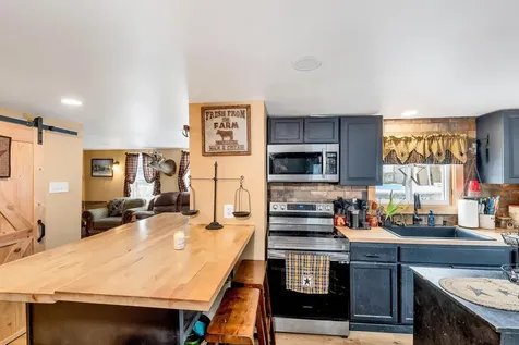 35 Union Street Farmington NH 03835