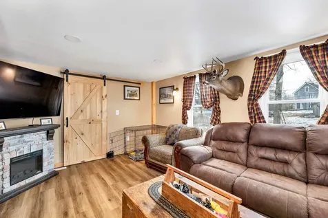 35 Union Street Farmington NH 03835