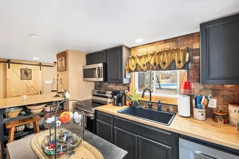 35 Union Street Farmington NH 03835