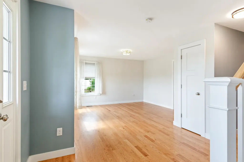 35 Thatcher Way Barrington NH 03825