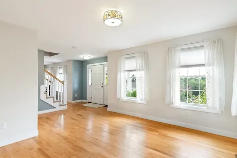 35 Thatcher Way Barrington NH 03825