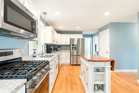 35 Thatcher Way Barrington NH 03825