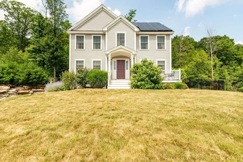 35 Thatcher Way Barrington NH 03825