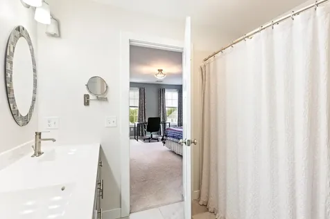 35 Thatcher Way Barrington NH 03825