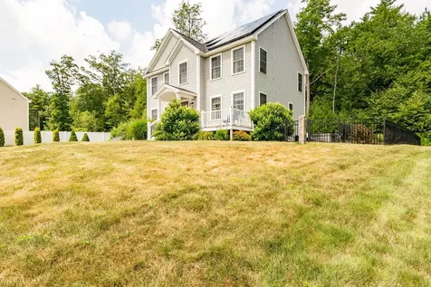 35 Thatcher Way Barrington NH 03825