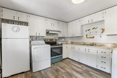 42 Rich Street Northumberland NH 03582